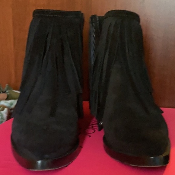 Authentic Louis Vuitton Black Suede Ankle Boots - Picture 2 of 7